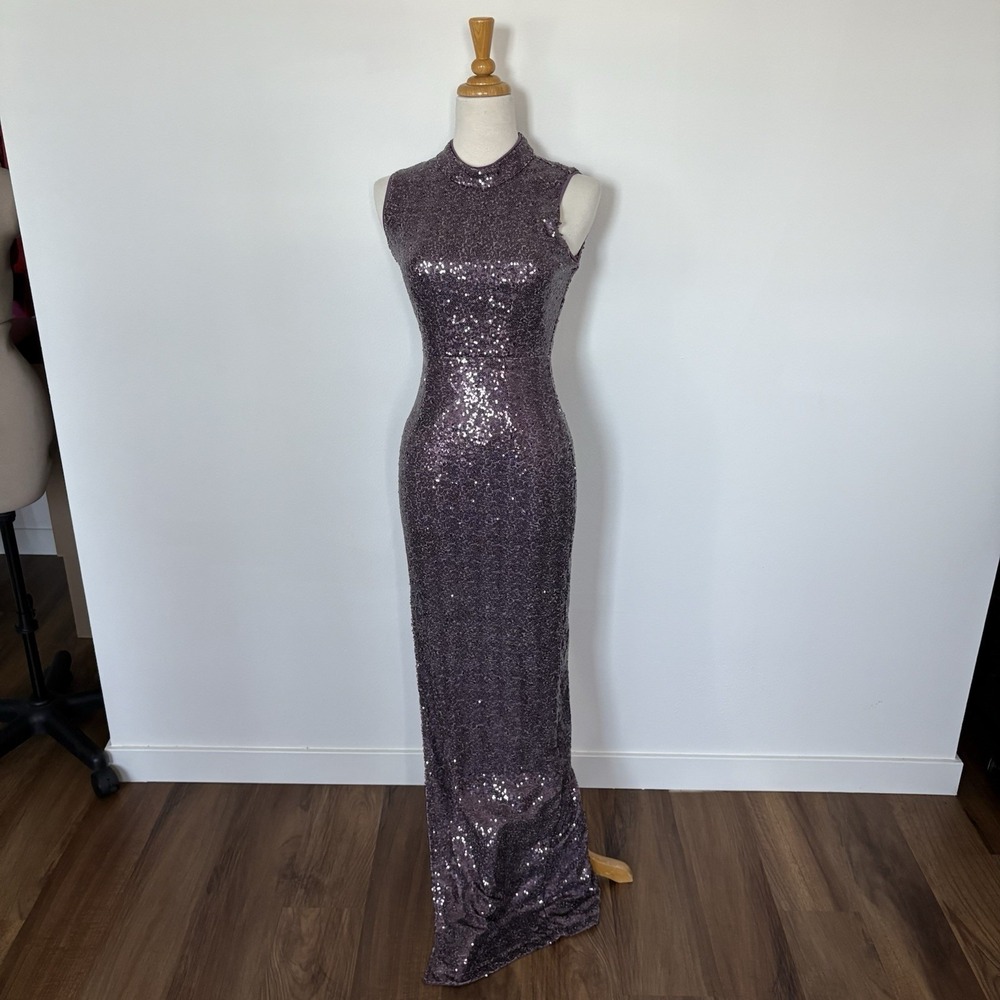 Xtaren Womens Juniors Dress Small Slim Fit Purple Lavender High Slit Sleeveless